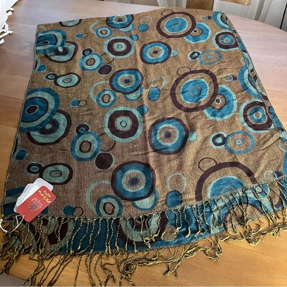 BNWT Silk Cashmere Scarf - Picture 3 of 7